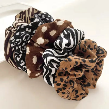 Set van 5 scrunchies met dierenprints