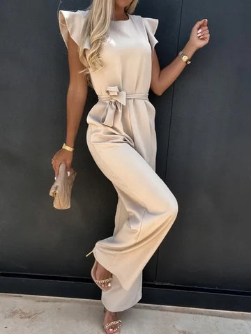 Ultieme elegantie - deze jumpsuit is een stijlvolle keuze met prachtige wijde pijpen voor een trendy uitstraling. Kenmerken zijn onder andere een ronde halslijn, lichte rekbaarheid voor comfort en een perfecte pasvorm die flatteert.