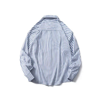 Jules | Gestreept shirt in de kleur Lichtblauw voor in stijl ideaal voor de herfst.