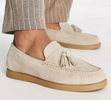 LENO | Stijlvolle en hoogwaardige leren loafers in de kleur Beige voor heren in Smart-casual stijl ideaal voor de herfst.