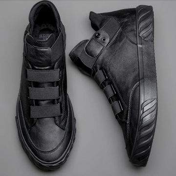 Rodri | Comfortabele heren schoenen in de kleur Zwart voor heren in stijl geschikt voor alle seizoenen.