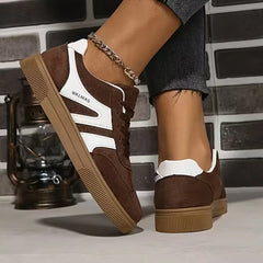 Lage sneaker met suède bovenwerk