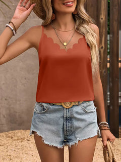 Tanktop met V-hals en scallop trim
