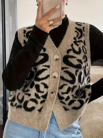 Leopard print vest met V-hals