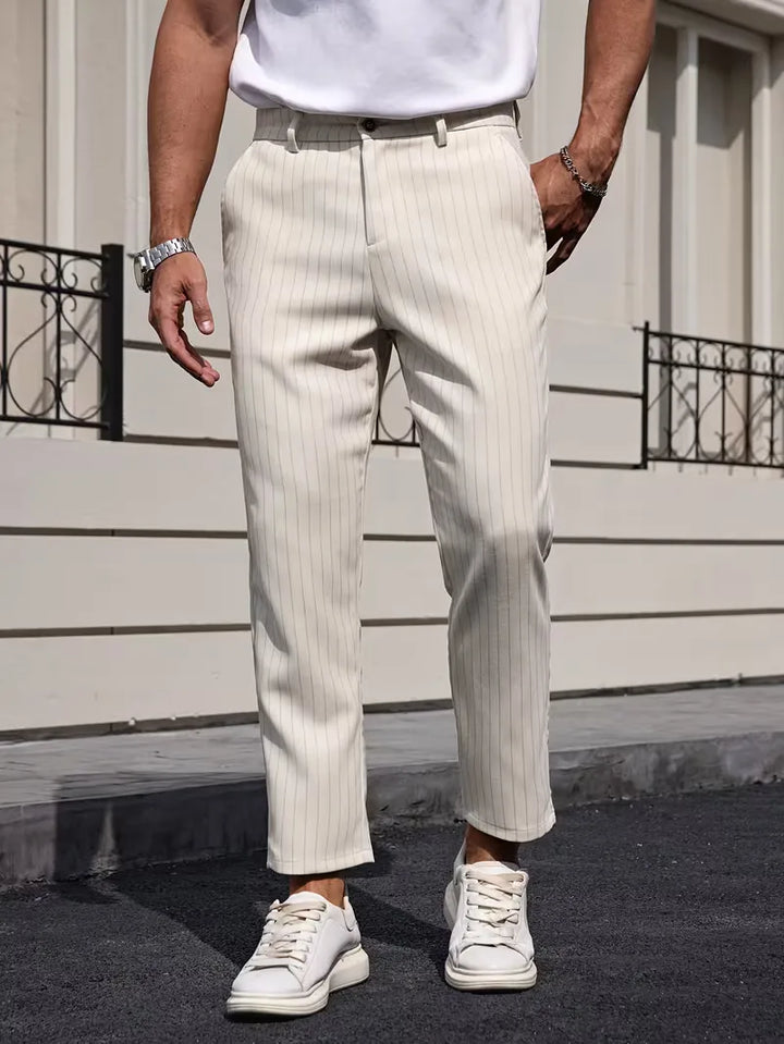 Slim fit pantalon met pinstripe