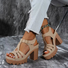 Hak sandaal met T-strap