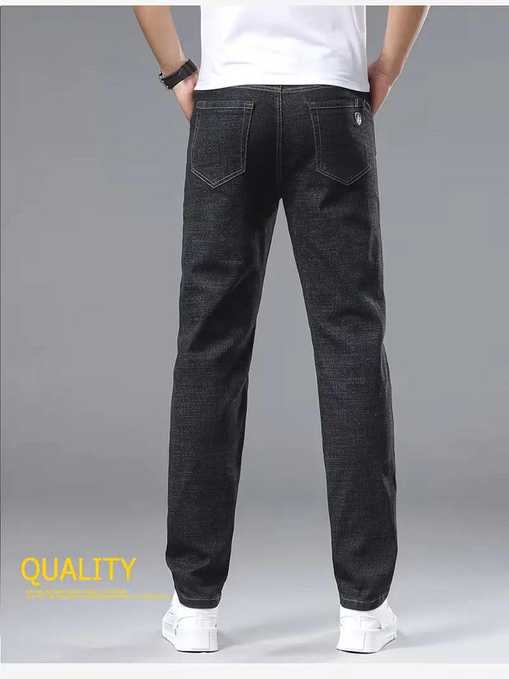 Straight jeans met zichtbare stiksels