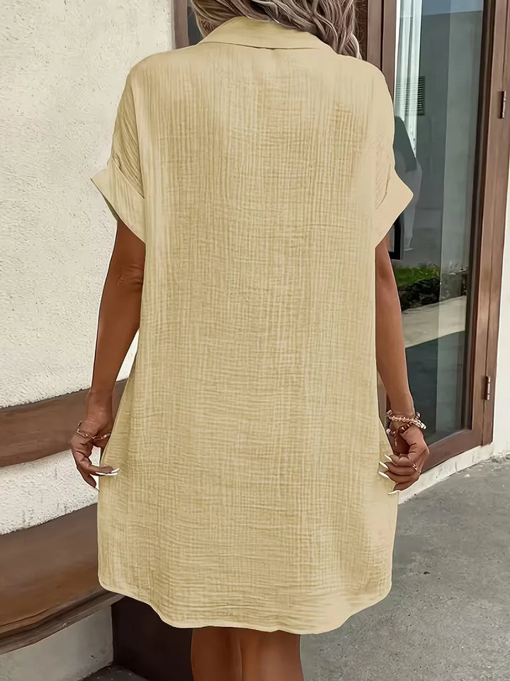 Overhemdjurk met V-neck en korte mouwen