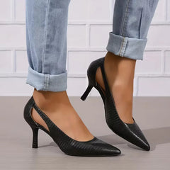 Stiletto met cut-out design