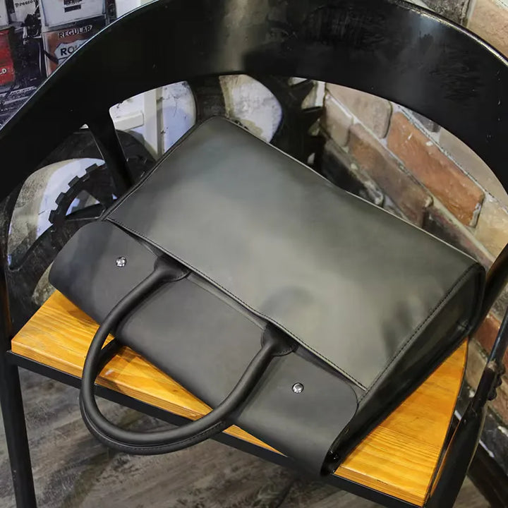 Laptoptas met flap en dubbele handvatten