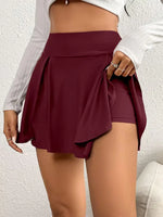 High-waisted slim fit short