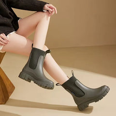 Chelsea boots met ribbed elastic panels