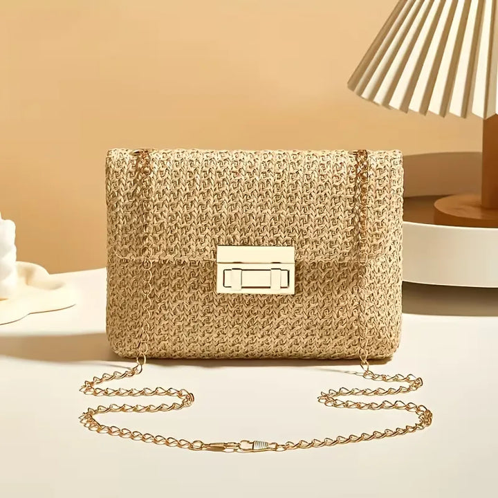 Woven clutch met gouden sluiting
