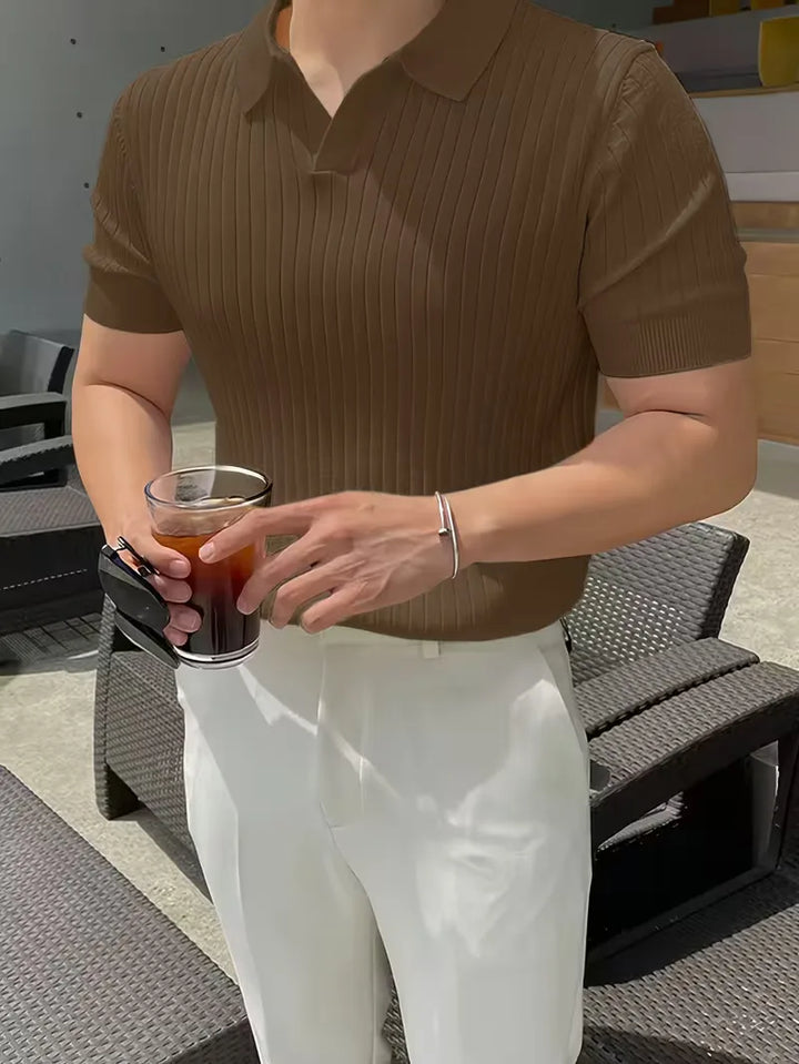 Polo met V-neck en ribbed texture