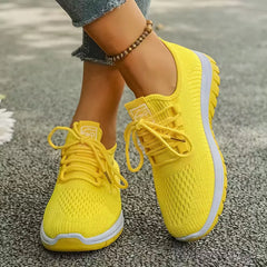 Lage sneaker met ademend mesh