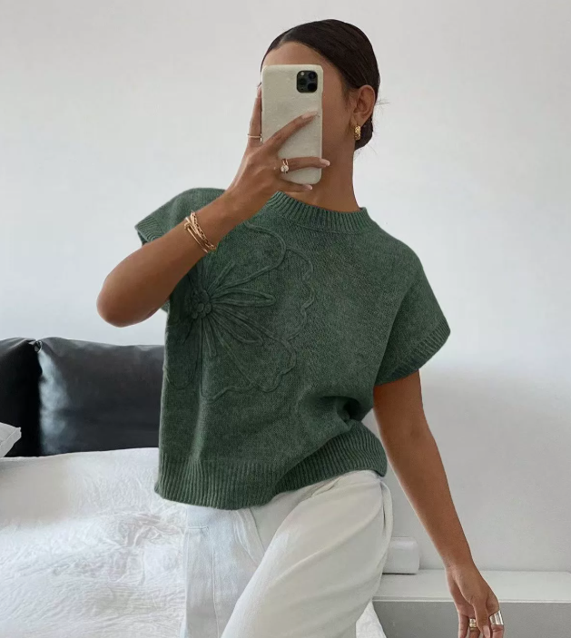 Casualowy sweter z krótkim rękawem i okrągłym dekoltem