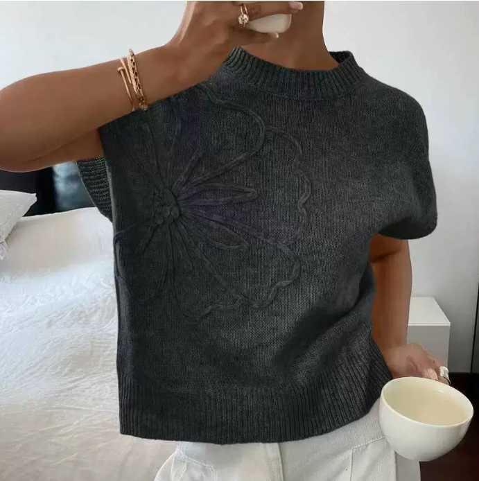 Casualowy sweter z krótkim rękawem i okrągłym dekoltem