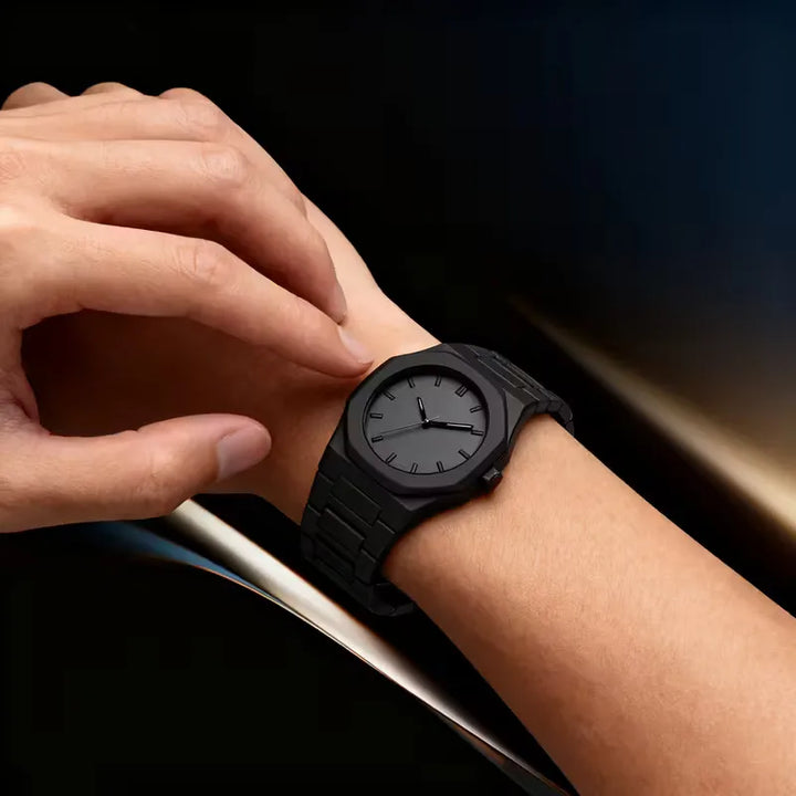 Analoge horloge met plastic band