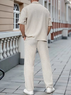 Zomer kledingset met V-neck