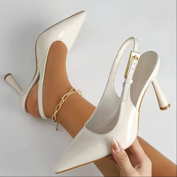 Stiletto's met slingback en gouden gesp
