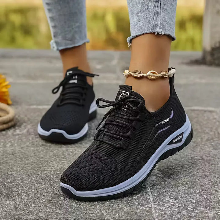 Lage sneaker met ademend mesh