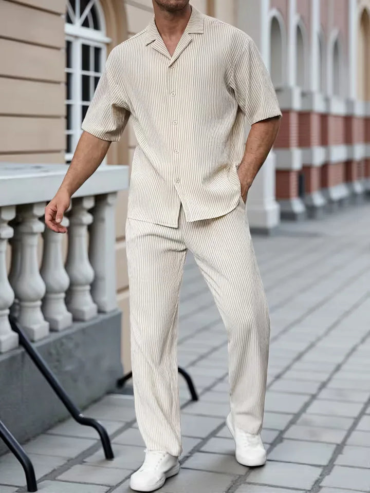 Zomer kledingset met V-neck
