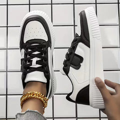 Platform sneaker met kleurblokdesign