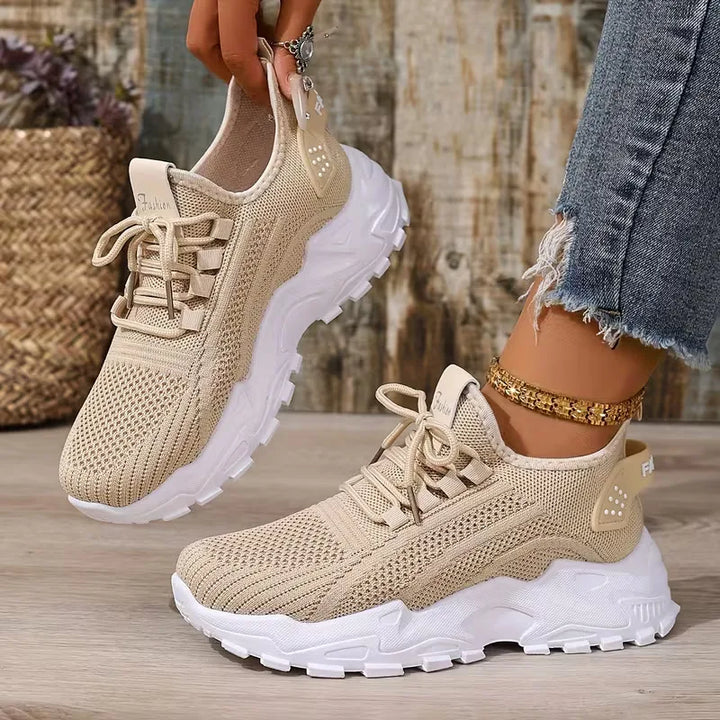 Lage sneaker met mesh bovenkant