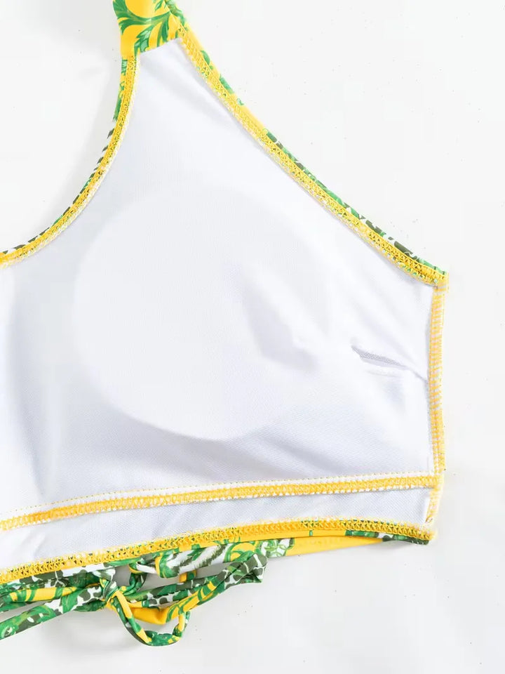 Cover-up met halternek en shorts