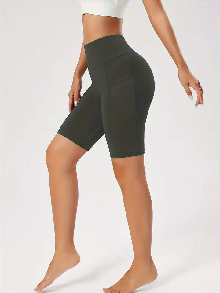 Slim-fit high-waisted shorts