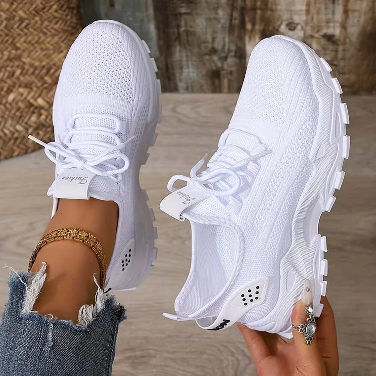Lage sneaker met mesh bovenkant