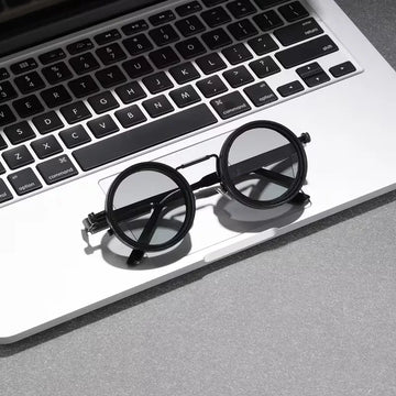 Ronde zonnebril met steampunk design