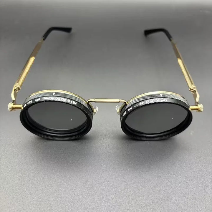 Ronde zonnebril met steampunk design