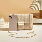 Woven clutch met gouden sluiting