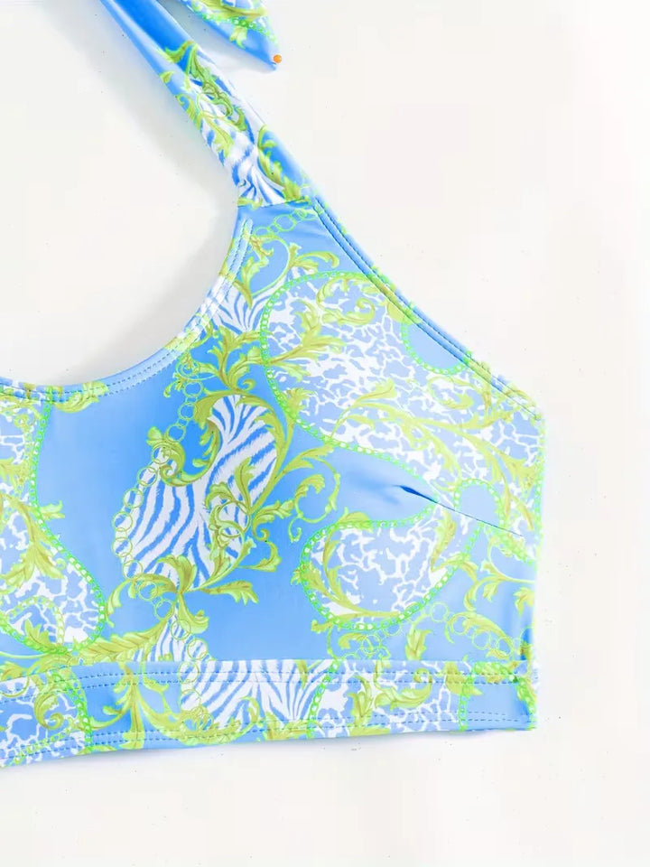 Cover-up met halternek en shorts