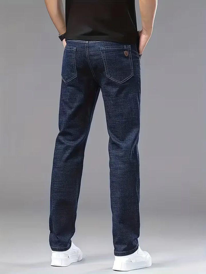 Straight jeans met zichtbare stiksels