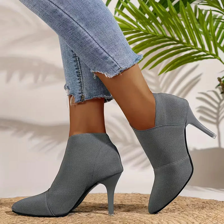 Stiletto enkellaars met hoge hak
