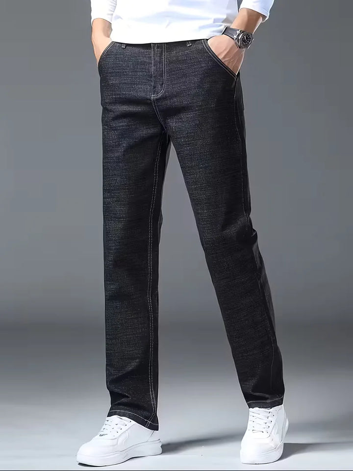 Straight jeans met zichtbare stiksels