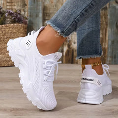 Lage sneaker met mesh bovenkant