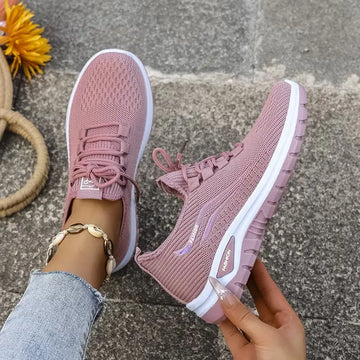 Lage sneaker met ademend mesh