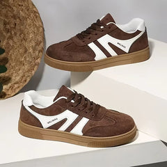 Lage sneaker met suède bovenwerk