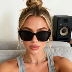 Zonnebril met cat-eye vorm