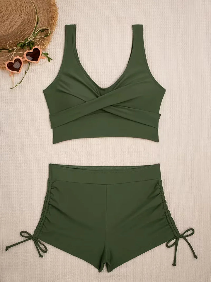 Bikini met criss-cross top
