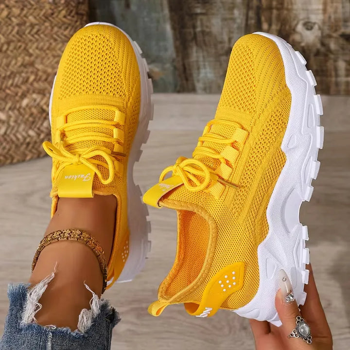 Lage sneaker met mesh bovenkant