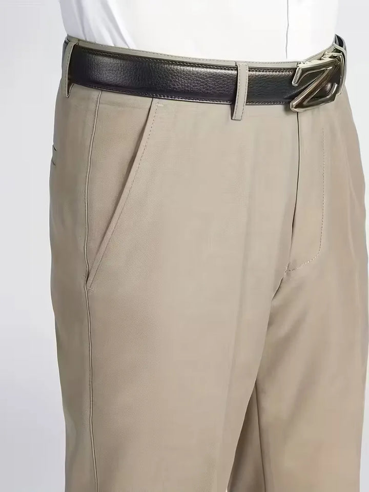 Broek met elastische tailleband en regular fit