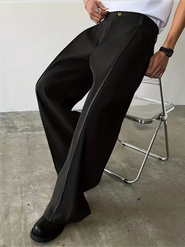 Broek met geplooid design en losse rechte pijp