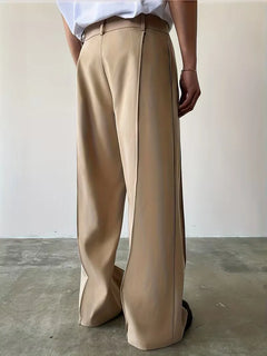 Broek met geplooid design en losse rechte pijp