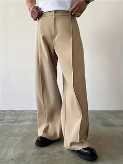 Broek met geplooid design en losse rechte pijp
