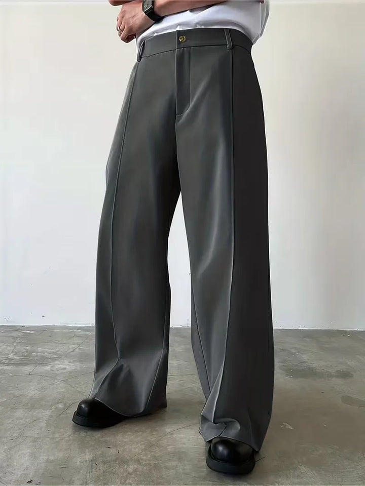Broek met geplooid design en losse rechte pijp