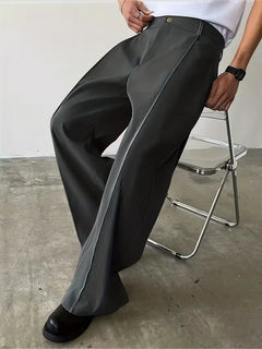 Broek met geplooid design en losse rechte pijp